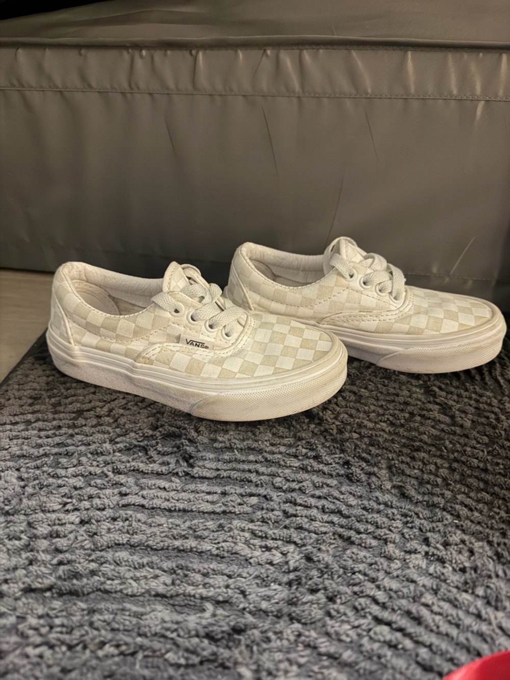 Vans Checkerboard Low Top Sneakers - Cream/White